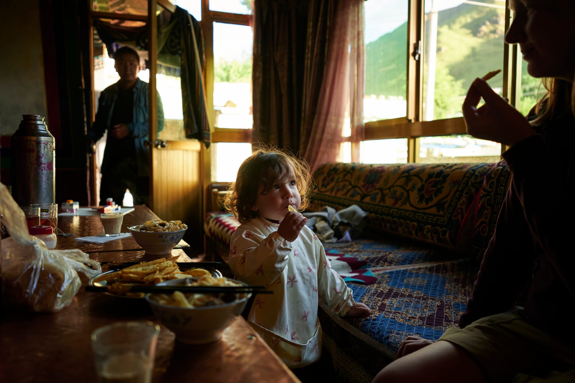 A homestay in Tibetan countryside - with children!