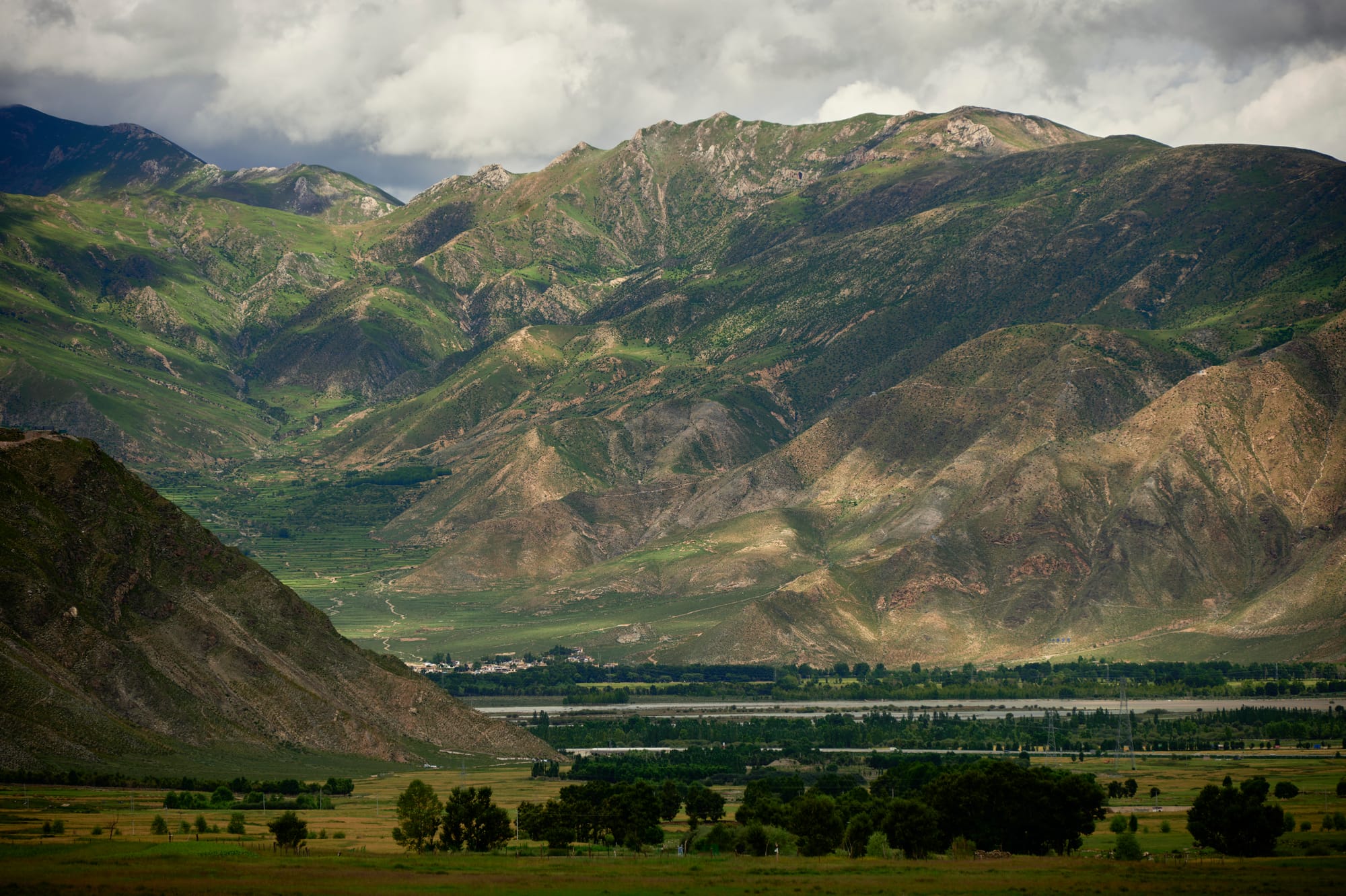 A homestay in Tibetan countryside - with children!